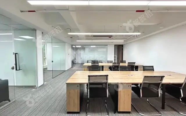 中民时代广场_271平米_豪装_办公室房源出租