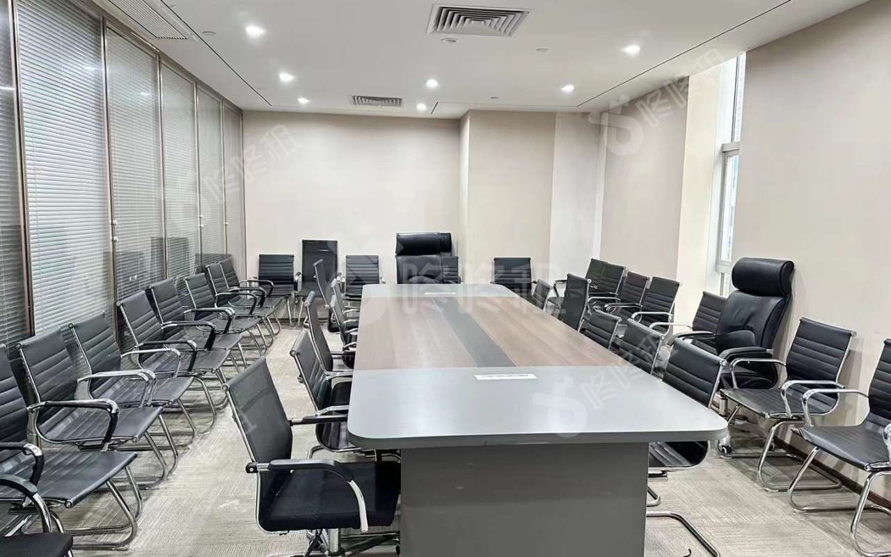 新华保险大厦_752平_豪装_办公室隔间