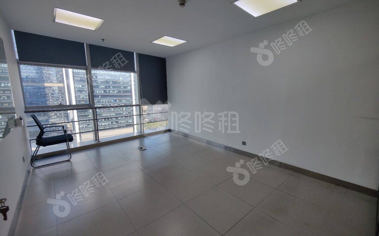 德赛科技大厦_484平_精装_办公室隔间