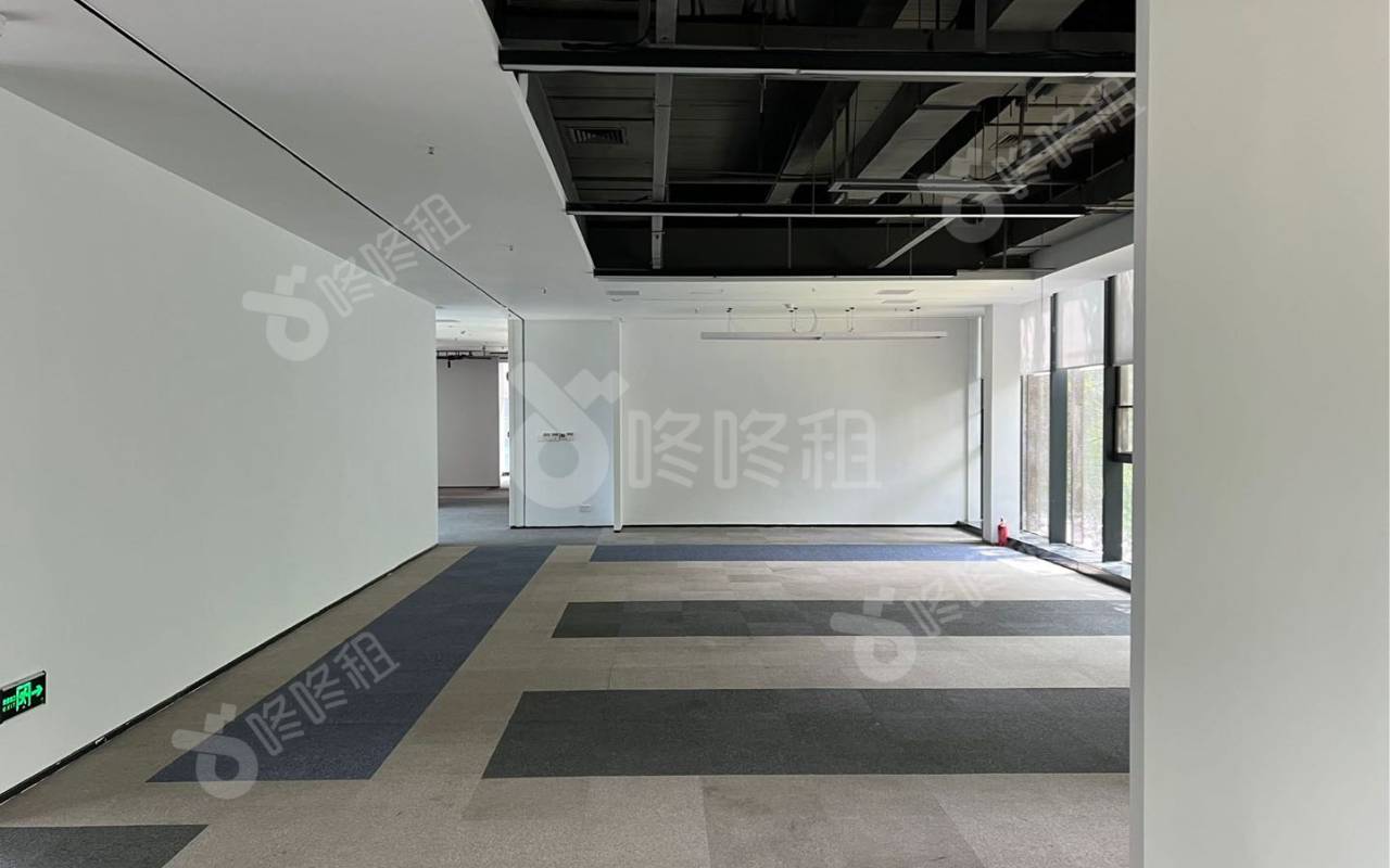 前海企业公馆_1500平_豪装_办公室隔间