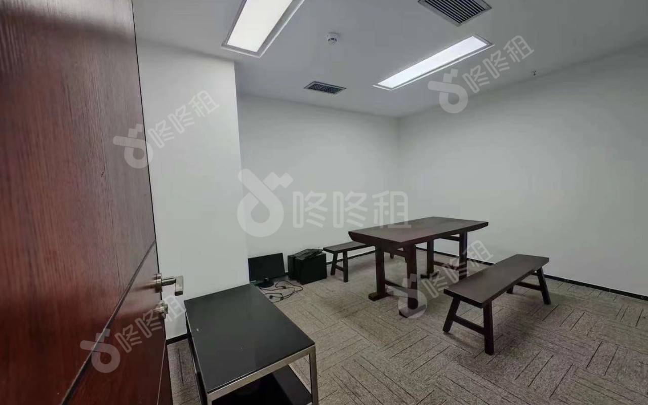 创新科技广场一期_358平_精装_办公室隔间