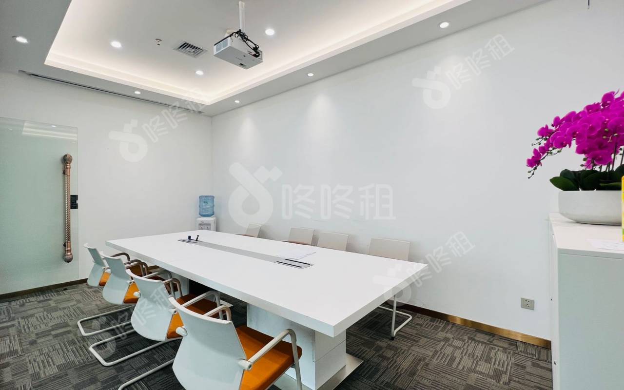 皇庭中心_1120平_豪装_办公室隔间