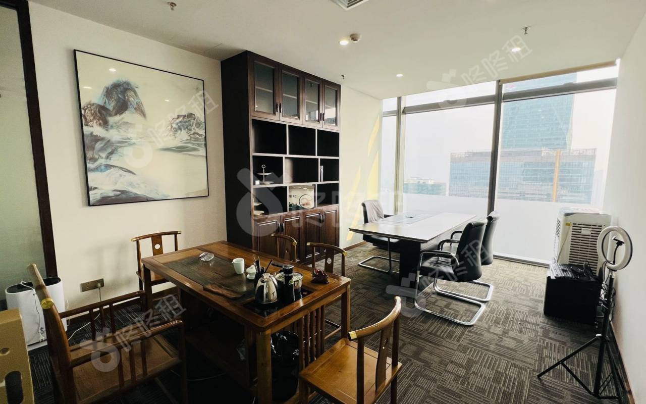 皇庭中心_1120平_豪装_办公室隔间