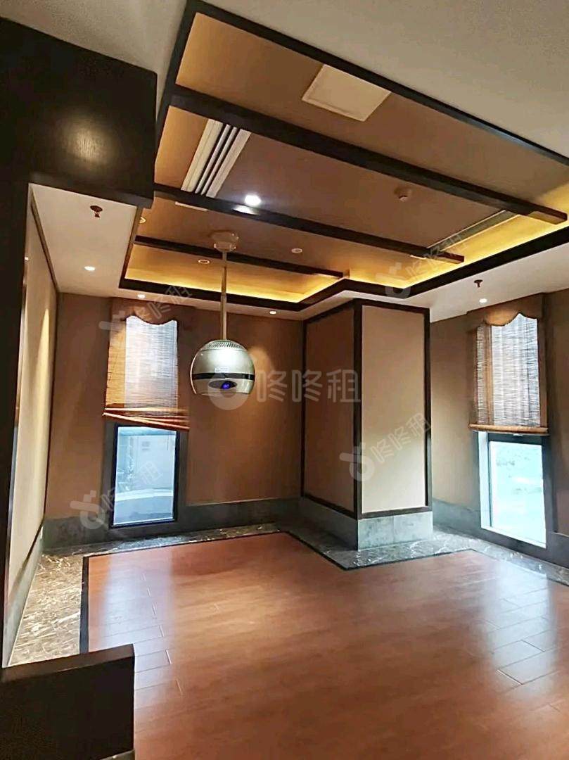 中山大学深圳产学研大楼_2000平_精装_办公室开间