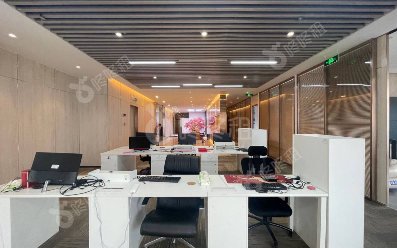 深圳湾一号_800平_豪装_办公室开间