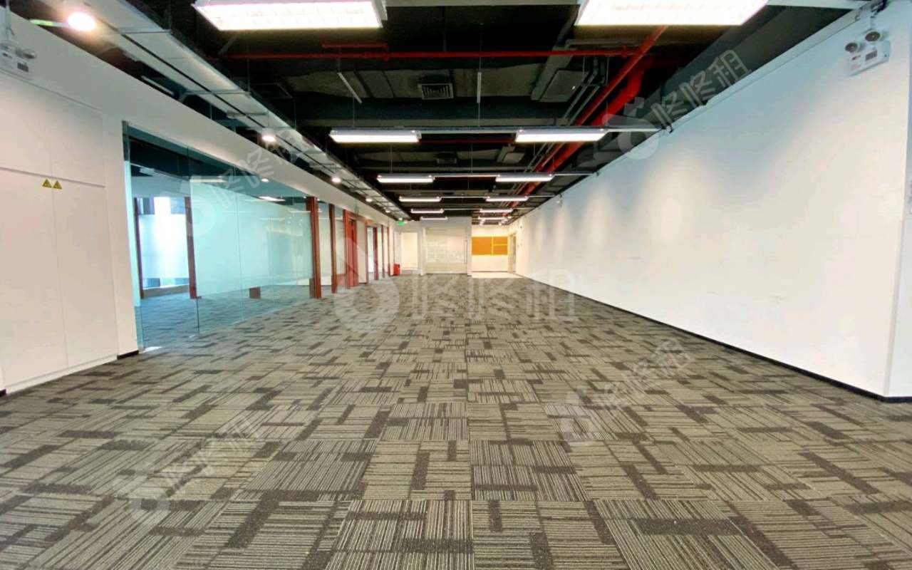 康佳研发大厦_999平_精装_办公室开间