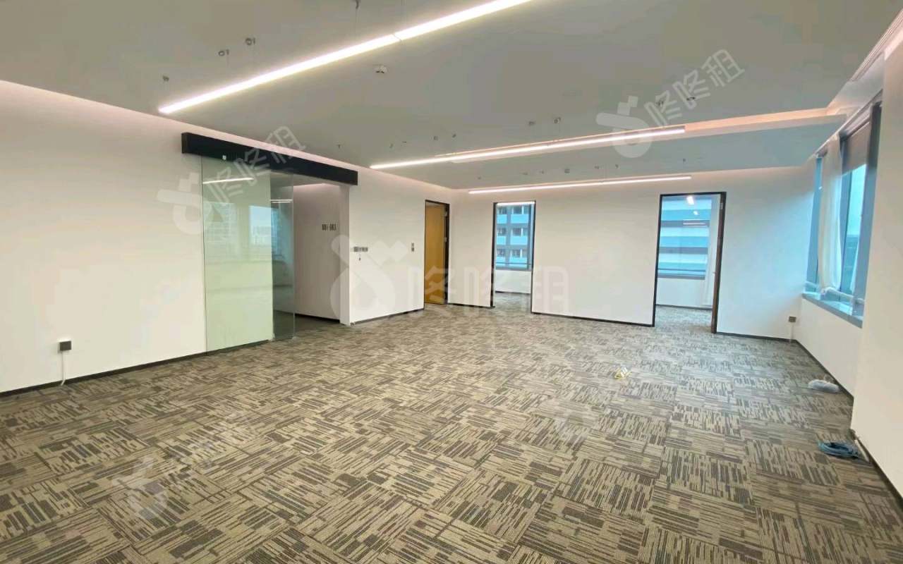 万科云城•云城云中心_235平_精装_办公室开间