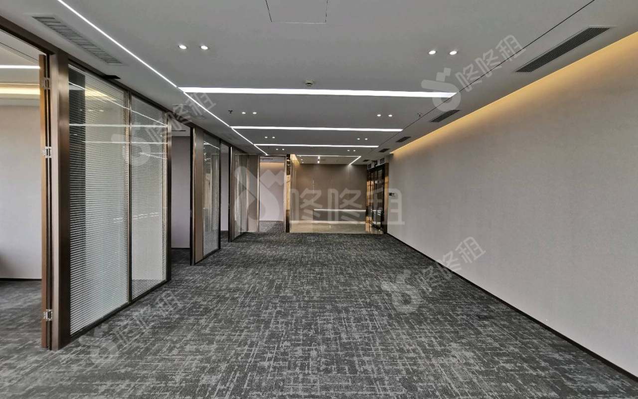 天利中央广场_302平_精装_办公室开间