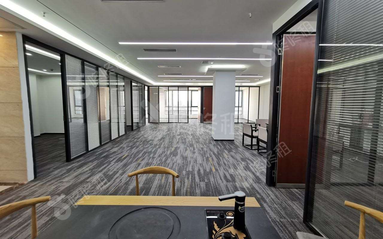 劲松大厦_491平_豪装_办公室开间