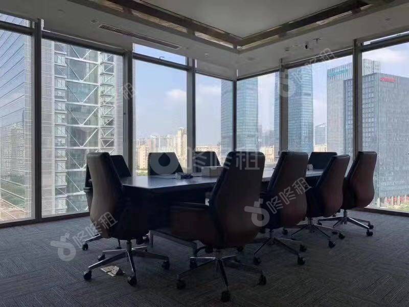 深圳湾一号_800平_精装_办公室隔间