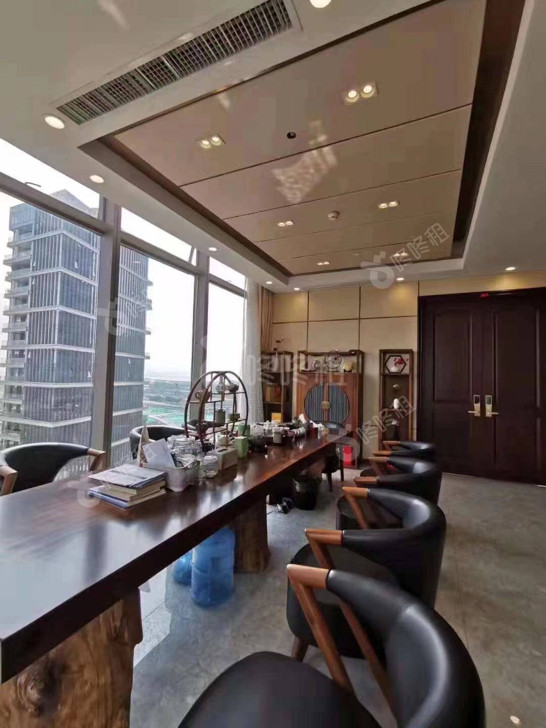 深圳湾一号_800平_精装_办公室开间