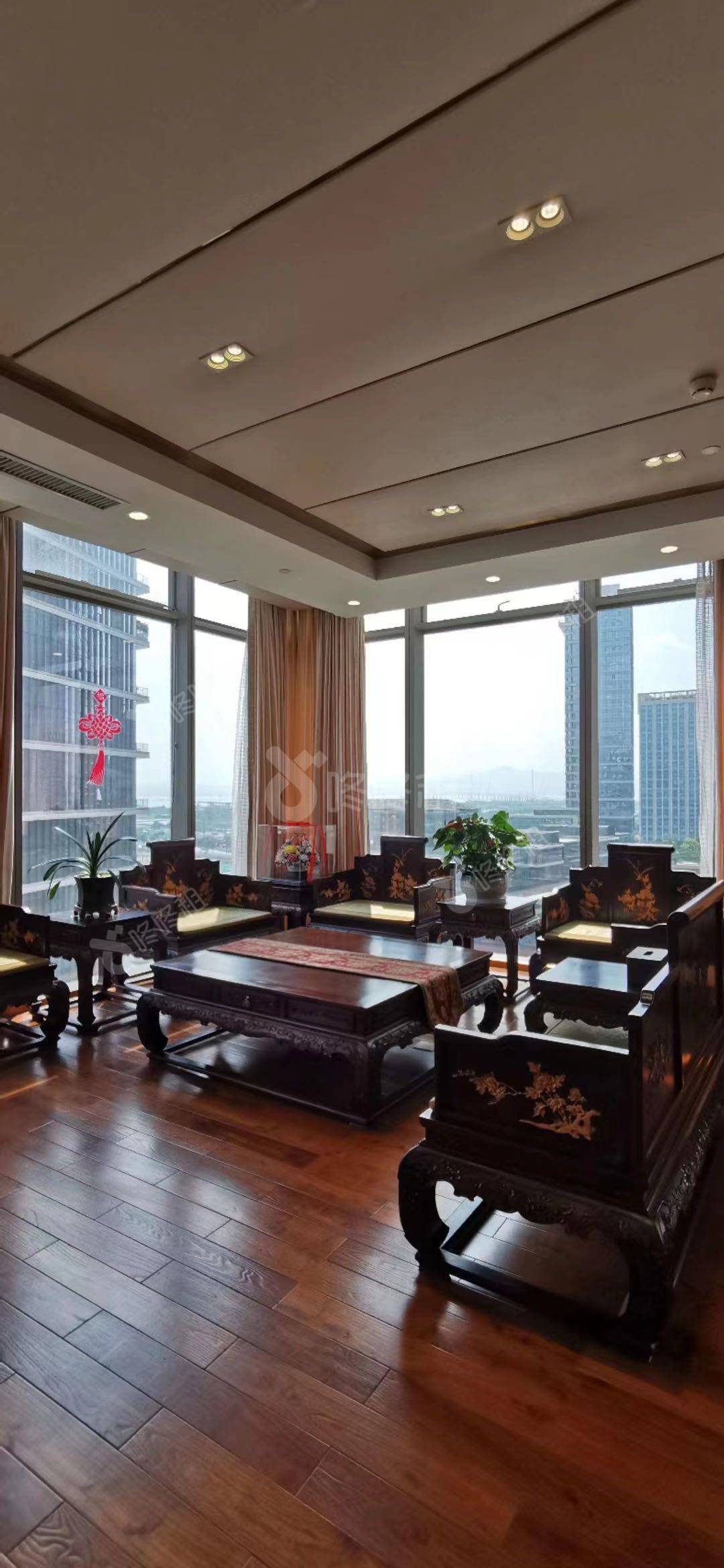 深圳湾一号_800平_精装_办公室隔间