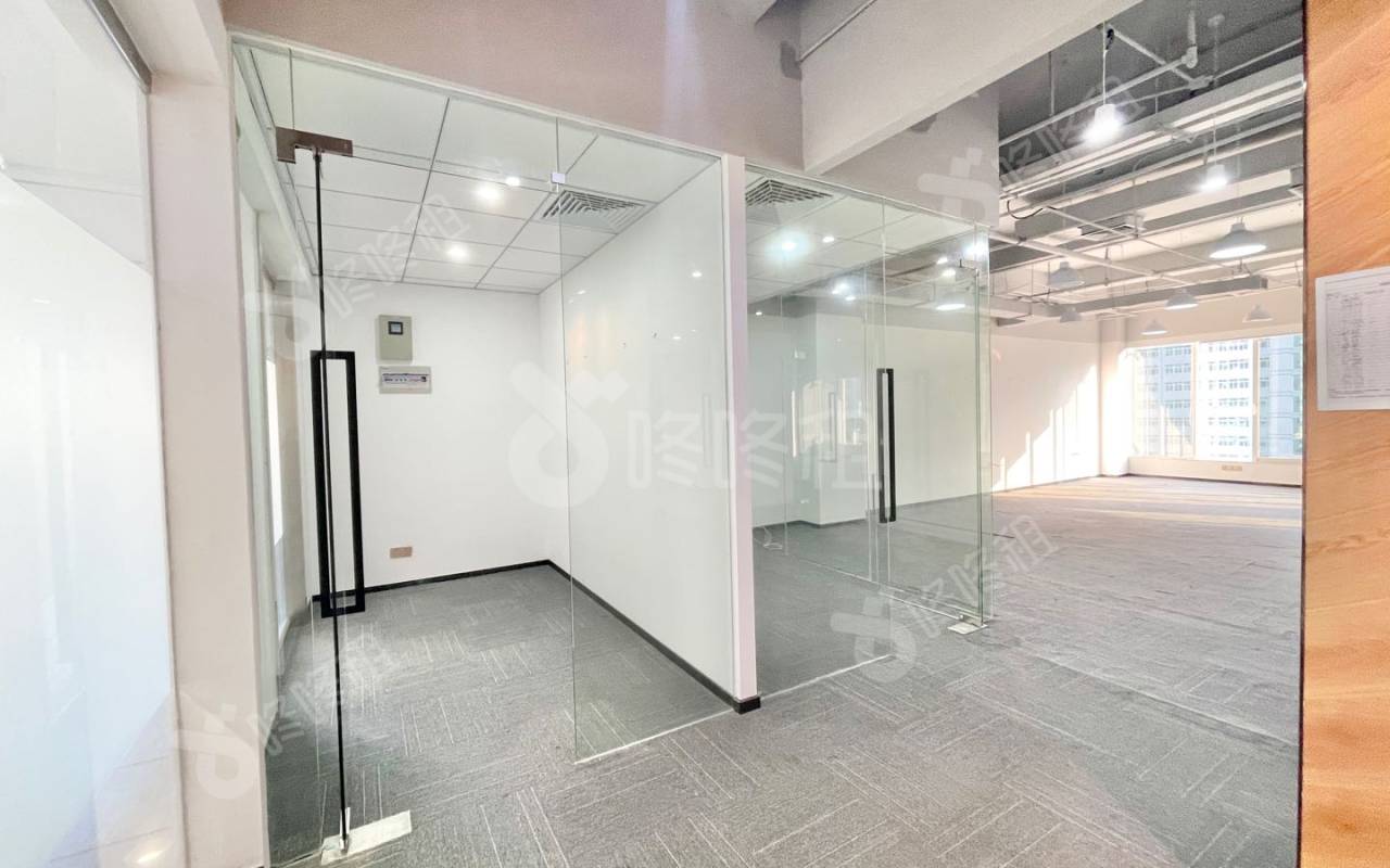 TCL大厦_261平_精装_办公室隔间