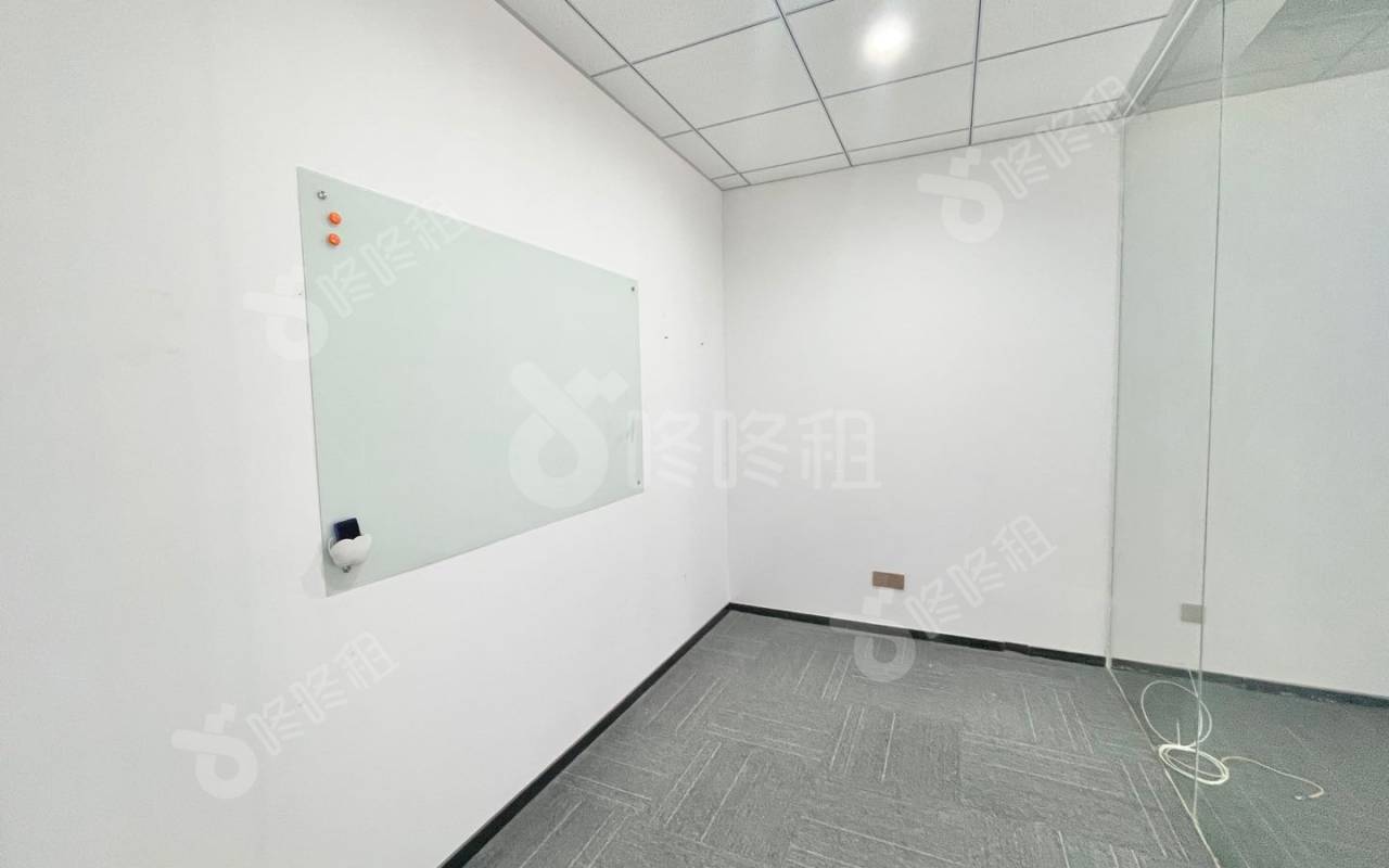 TCL大厦_261平_精装_办公室隔间