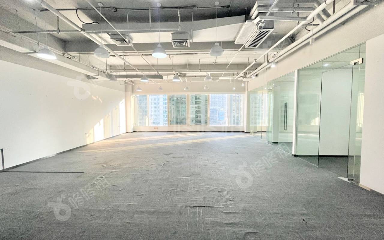 TCL大厦_261平_精装_办公室开间