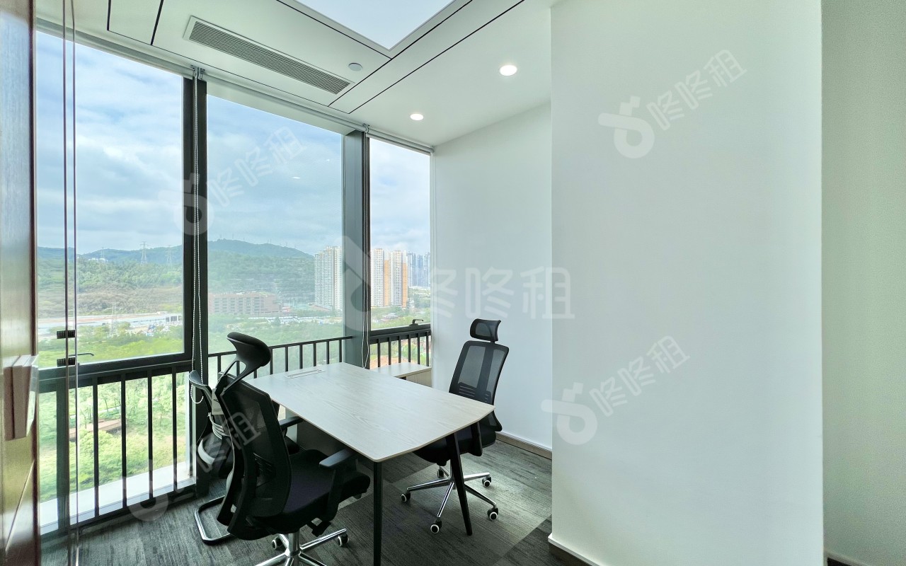 金迪世纪大厦_256平_精装_办公室隔间