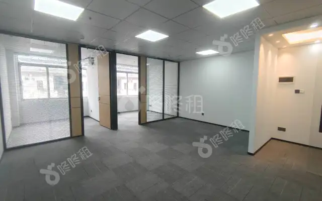 富裕顶大厦_100平米_精装_办公室房源出租
