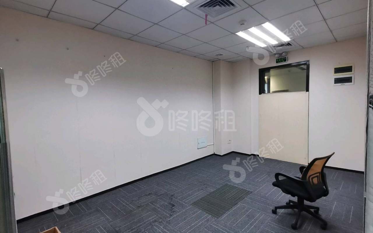 南园枫叶大厦_200平_精装_办公室开间