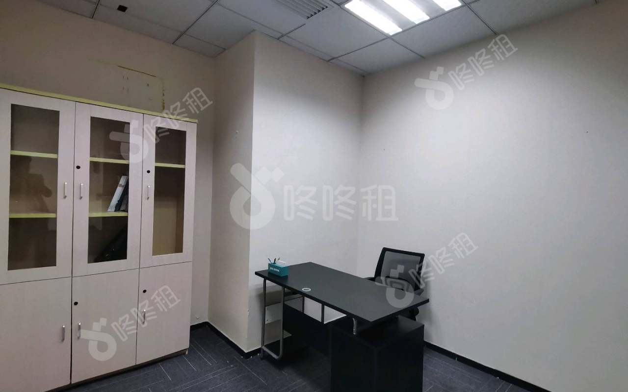 南园枫叶大厦_200平_精装_办公室开间