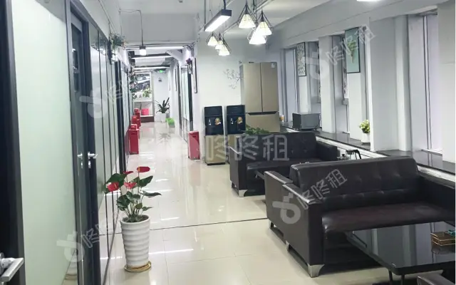 棱云空间(江苏大厦)_独立8人间_办公室图片