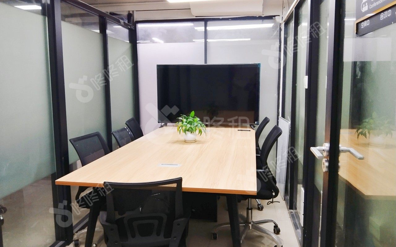 棱云空间(江苏大厦)_独立8人间_前台