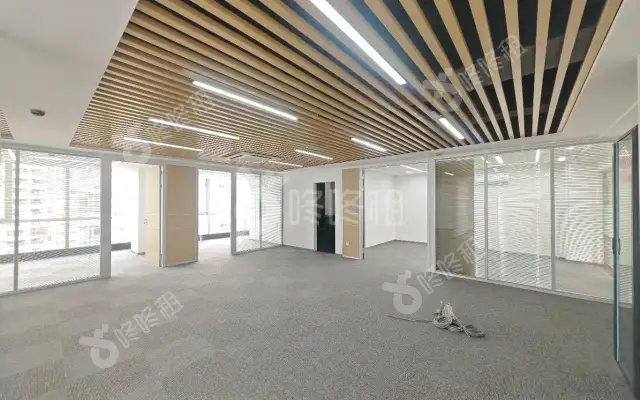 新豪方大厦_280平_精装_办公室房源出租