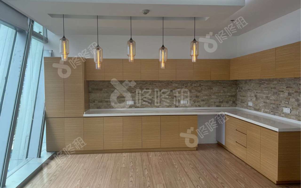 卓越后海中心_299平_精装_办公室隔间
