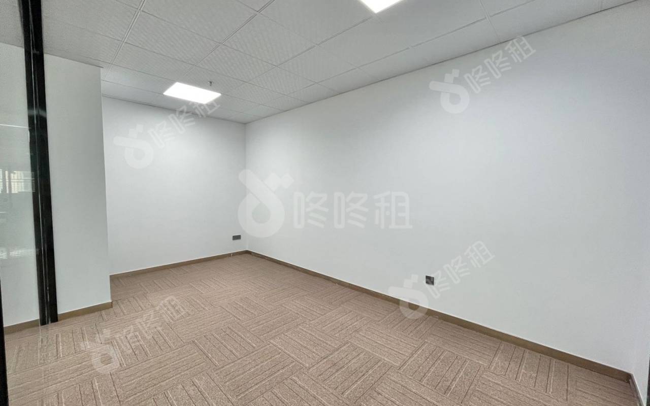 海大创意园_141平_精装_办公室隔间