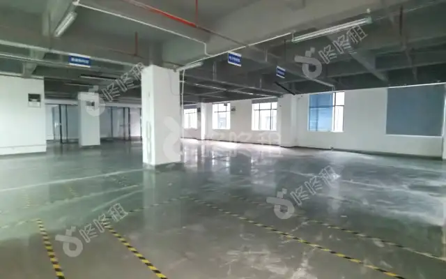 聚创金谷文化创意园_738平米_精装_办公室房源出租