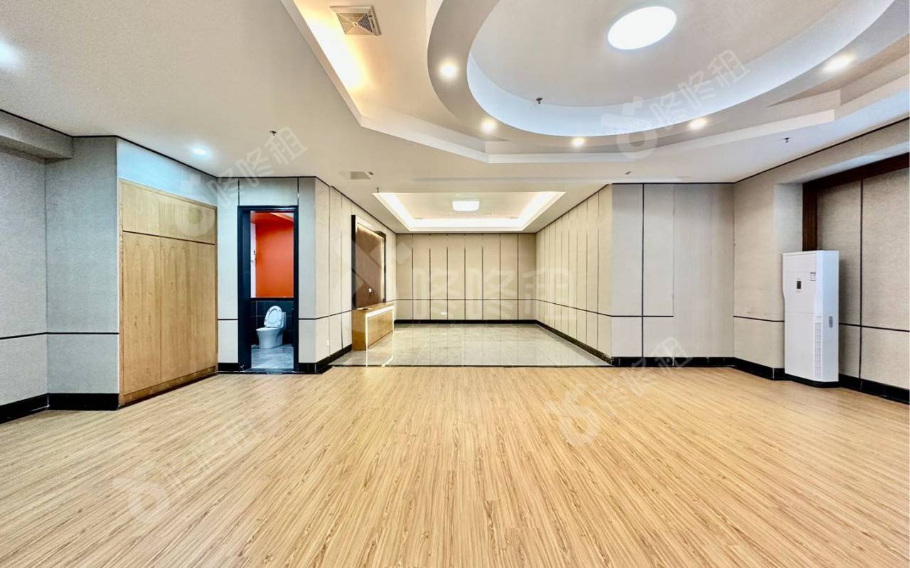 海大创意园_198平_豪装_办公室开间