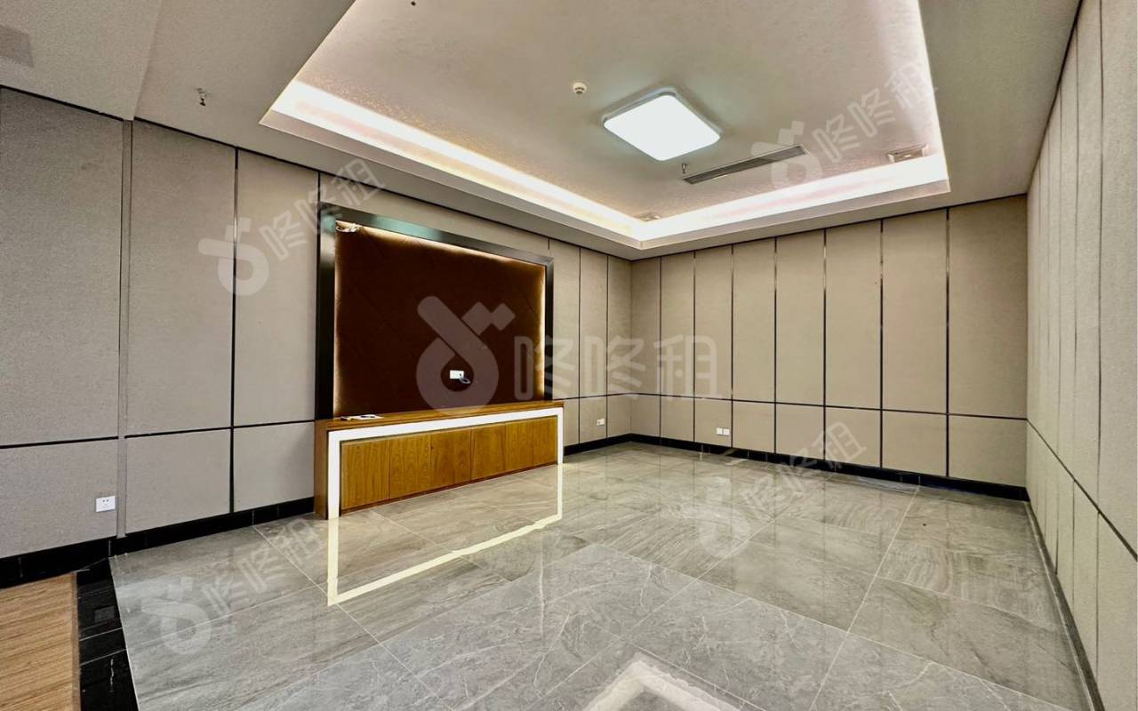 海大创意园_198平_豪装_办公室开间