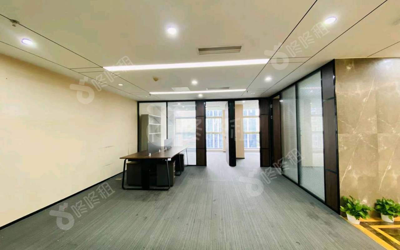 华融大厦_198平_精装_办公室开间