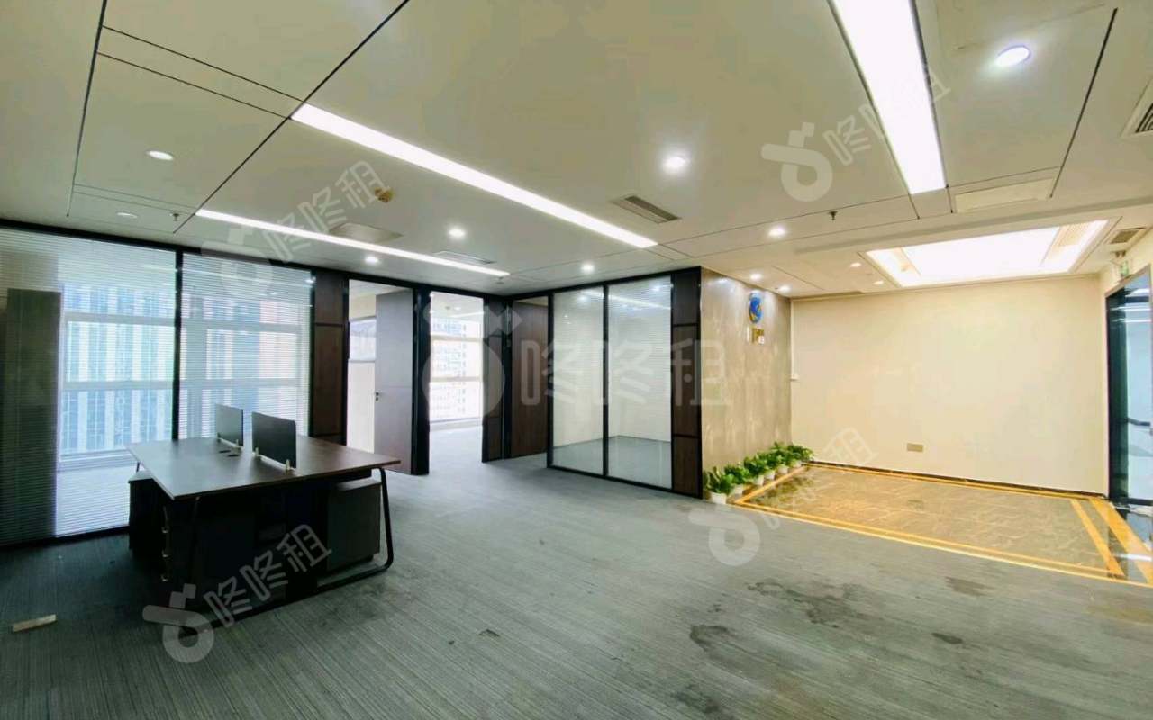 华融大厦_198平_精装_办公室开间