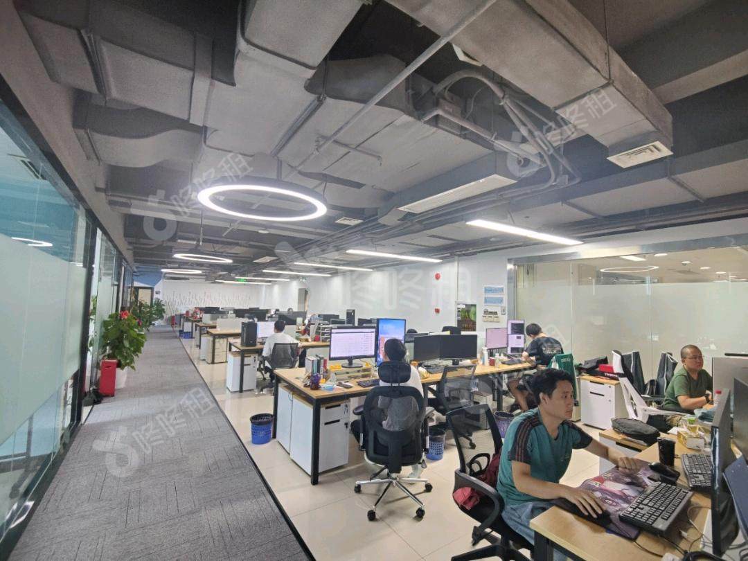 德赛科技大厦_2191平_精装_办公室开间