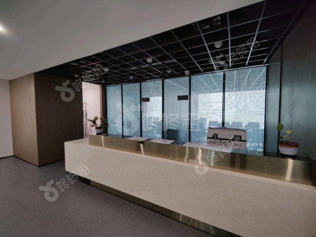 德赛科技大厦_2191平_精装_办公室开间