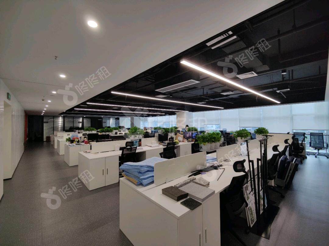 德赛科技大厦_2191平_精装_办公室开间