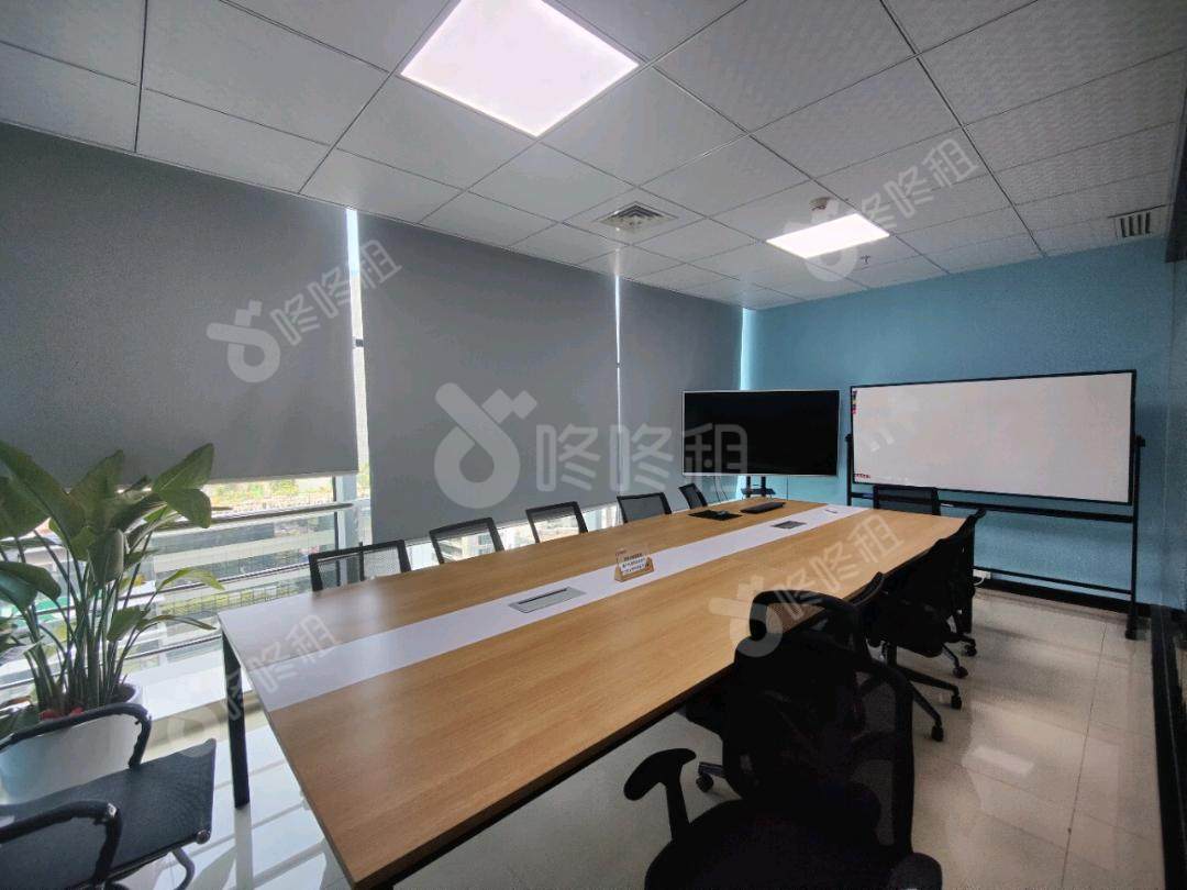 德赛科技大厦_2191平_精装_办公室隔间