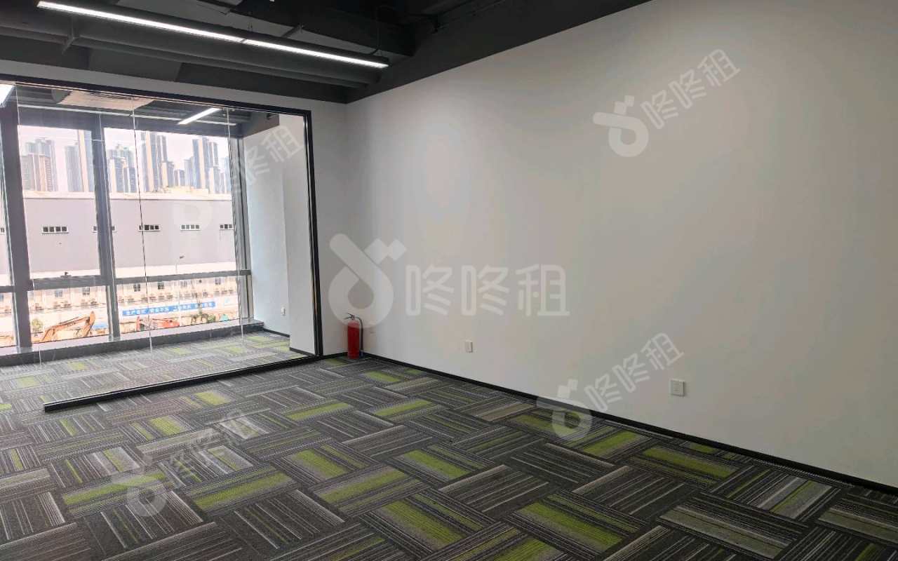 科兴科学园_56平_豪装_办公室开间