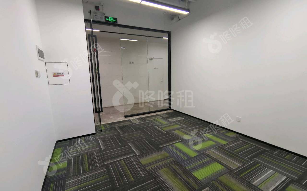 科兴科学园_26平_精装_办公室开间