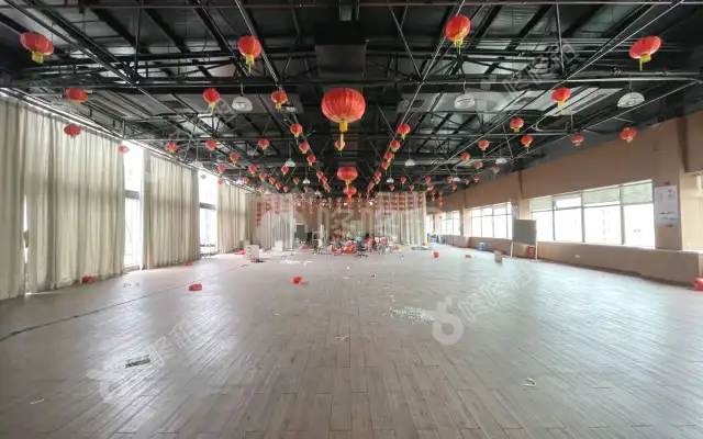 海大创意园_2000平米_定制装修_办公室房源出租