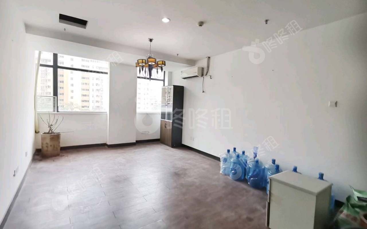 海大创意园_620平_精装_办公室开间