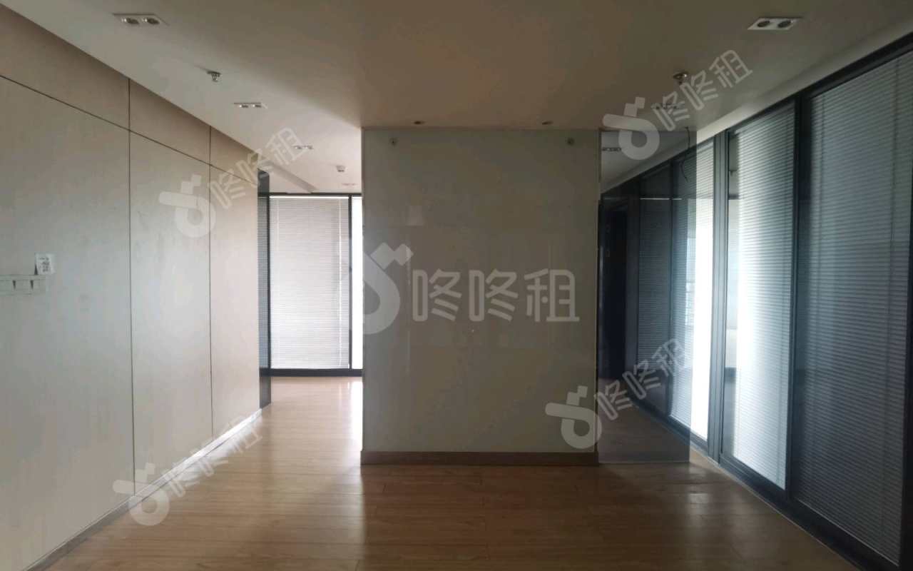 研祥科技大厦_637平_豪装_办公室开间