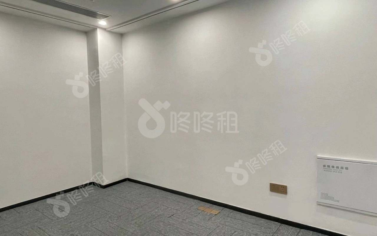 航都大厦_173平_精装_办公室隔间