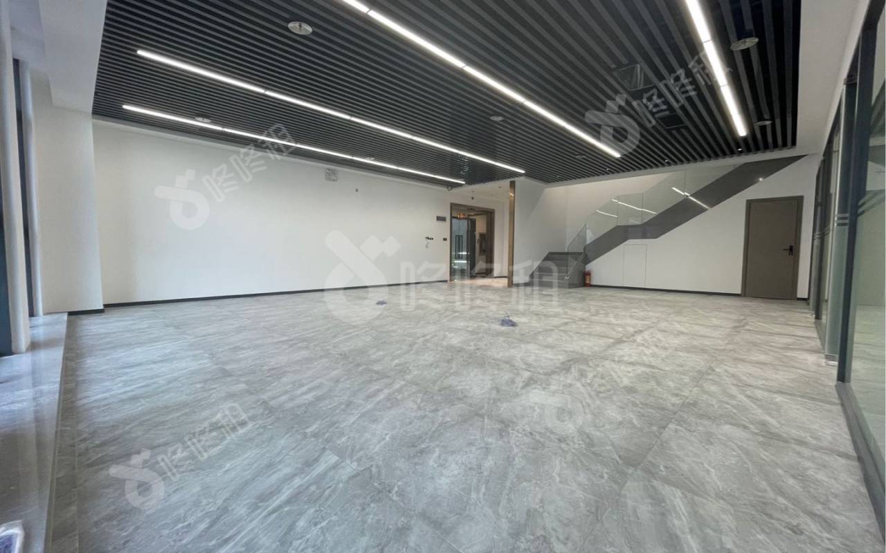 中粮紫云大厦_508平_精装_办公室开间