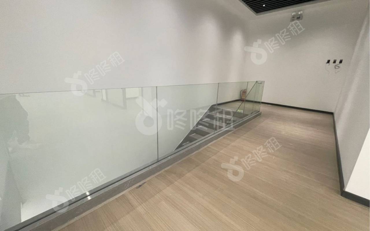 中粮紫云大厦_508平_精装_办公室开间