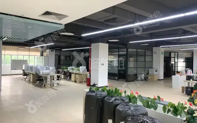 长园新材料港_850平米_精装_办公室房源出租