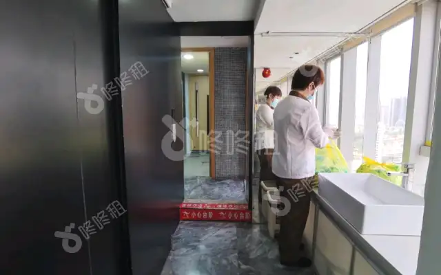 瑞思中心_660平_精装_办公室房源出租