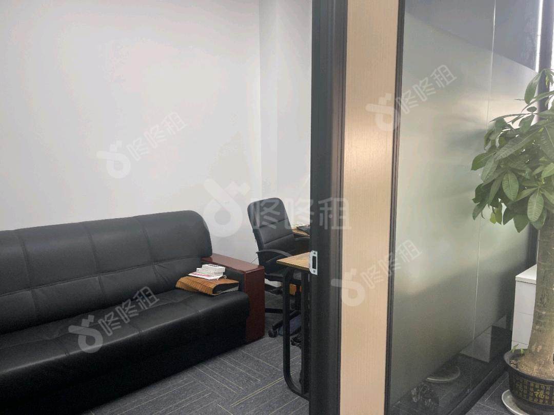 麻雀岭工业区_132平_精装_办公室开间