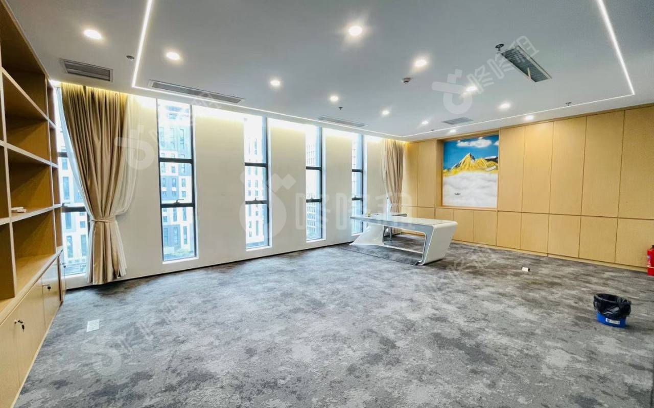 深圳市软件产业基地_1701平_豪装_办公室隔间