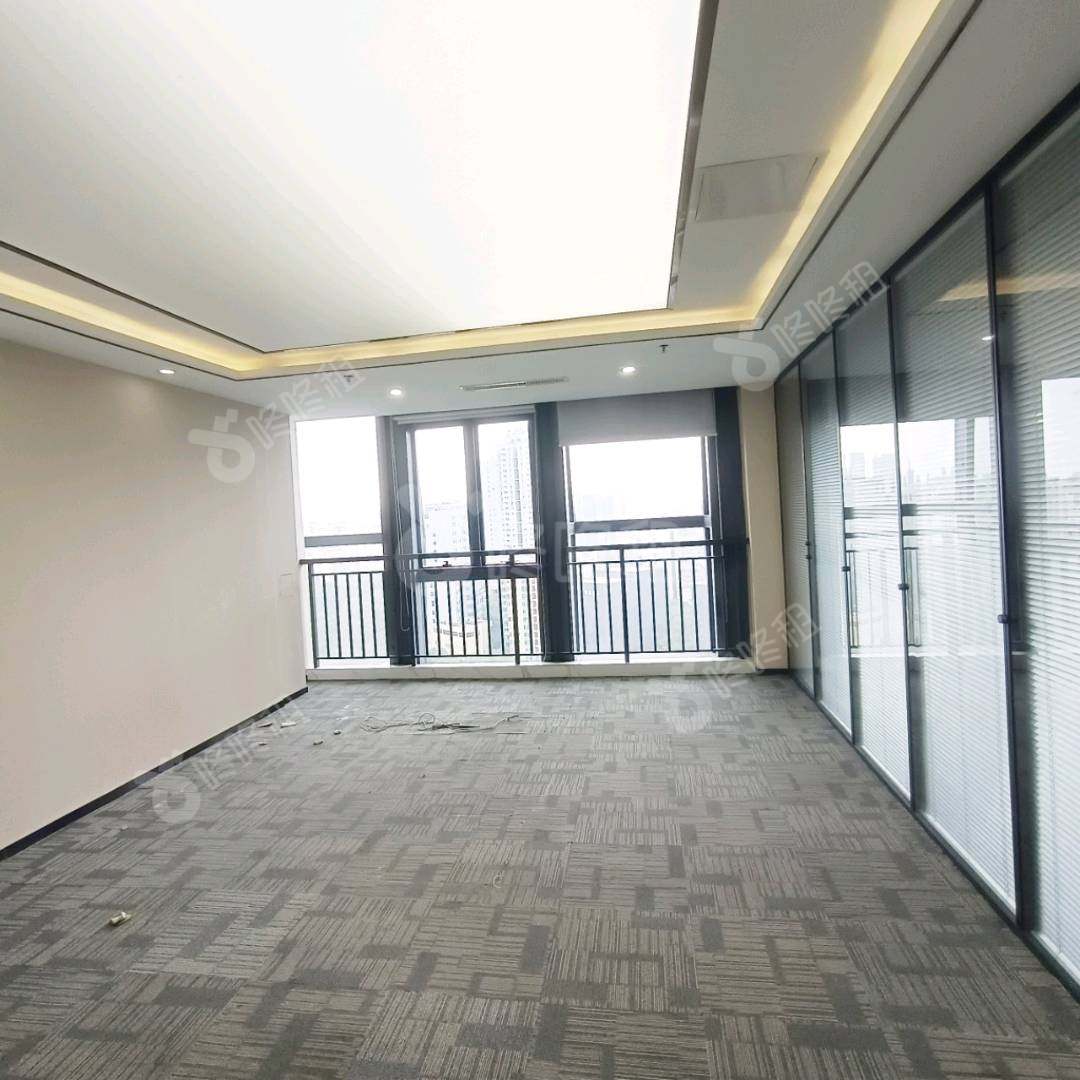 比克科技大厦_423平_精装_办公室开间